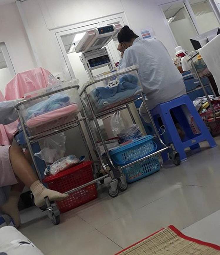 Con dâu sinh xong nhiễm trùng ối phải mổ 6 lần, thái độ của mẹ chồng gây chú ý-1