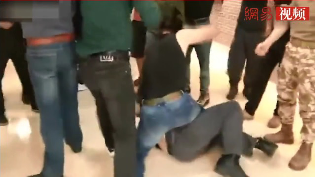 Hai môn đồ Vịnh Xuân Quyền đánh nhau túi bụi kiểu võ chợ” khiến giới võ lâm xôn xao-1