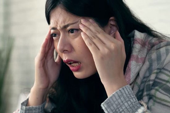 Mới sống chung với mẹ chồng được 4 ngày mà gia đình tôi đã đảo điên, chồng còn tuyên bố cắt cả cơm tối bổ dưỡng để theo bà