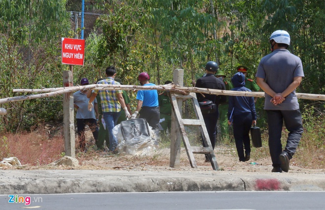 Phát hiện thi thể người trong vali quấn chặt bằng băng keo-1