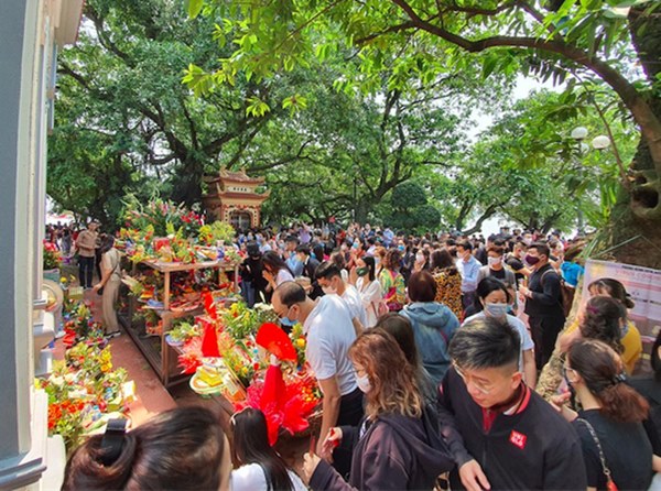 BS Trương Hữu Khanh: Cơ hội cuối cùng và rất lớn để kiểm soát dịch Covid-19 tại Việt Nam-2