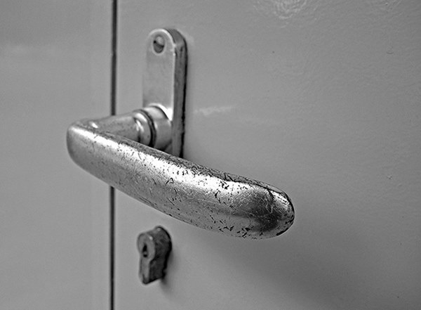 8 đồ vật mang mầm bệnh ngày nào bạn cũng chạm tay vào và cách khử trùng chúng đúng nhất để tránh nhiễm virus-3