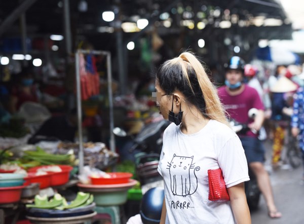 TP.HCM: Phạt 300.000 đồng nếu ra đường không đeo khẩu trang, đã áp dụng ngay từ hôm nay-2