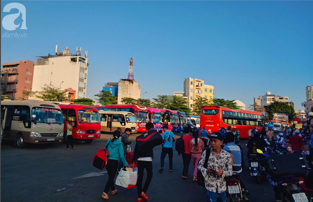Nóng: Từ 0h ngày 28/3, TP.HCM tạm ngừng hoạt động 54 tuyến xe buýt-2