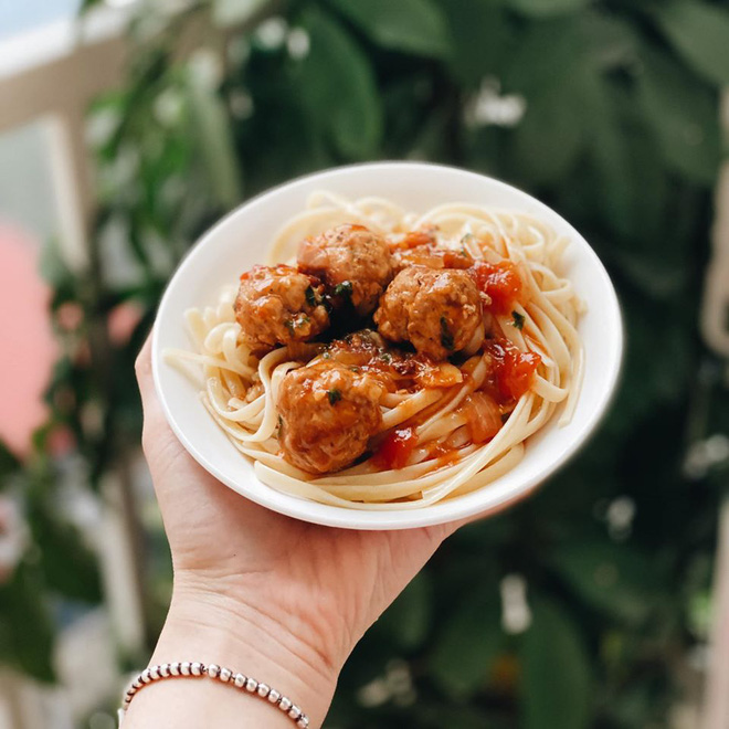 Ở nhà làm việc online, một công ty liền tổ chức cuộc thi nấu ăn: phát hiện ra toàn đầu bếp ẩn dật trong văn phòng bấy lâu nay-7