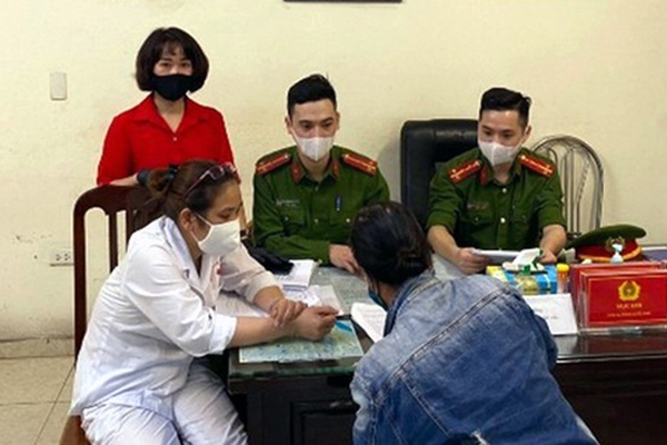 Cháy cửa hàng kinh doanh thiết bị ô tô, hai ông cháu tử vong-4