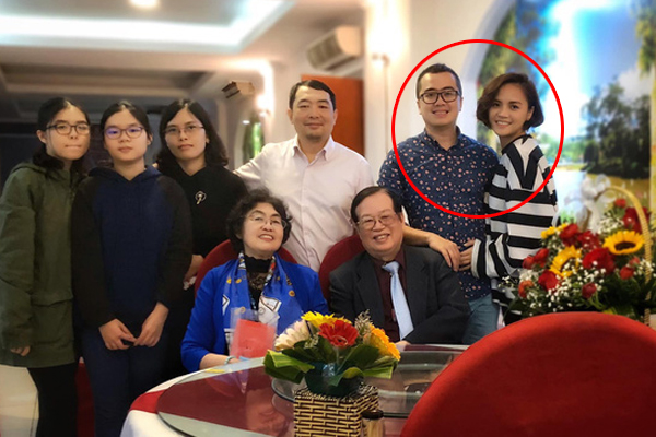 So kè khối tài sản của HH Ngọc Hân và Á hậu Thúy Vân trước khi về nhà chồng: Nhà sang, xế xịn, đồ hiệu nhìn mà hoa mắt!-21