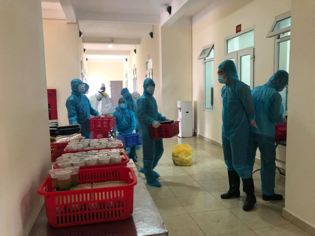 Nữ du học sinh Hà Lan và chia sẻ về những chú bộ đội trong 14 ngày cách ly tập trung: Cái dáng cúi gập người cảm ơn đồng bào khiến ai cũng rơi nước mắt-5