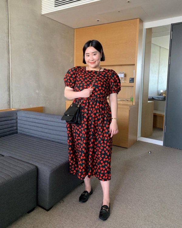 Diện toàn đồ tối giản mà Shark Linh vẫn có thể giấu khéo vóc dáng hậu sinh nở-11