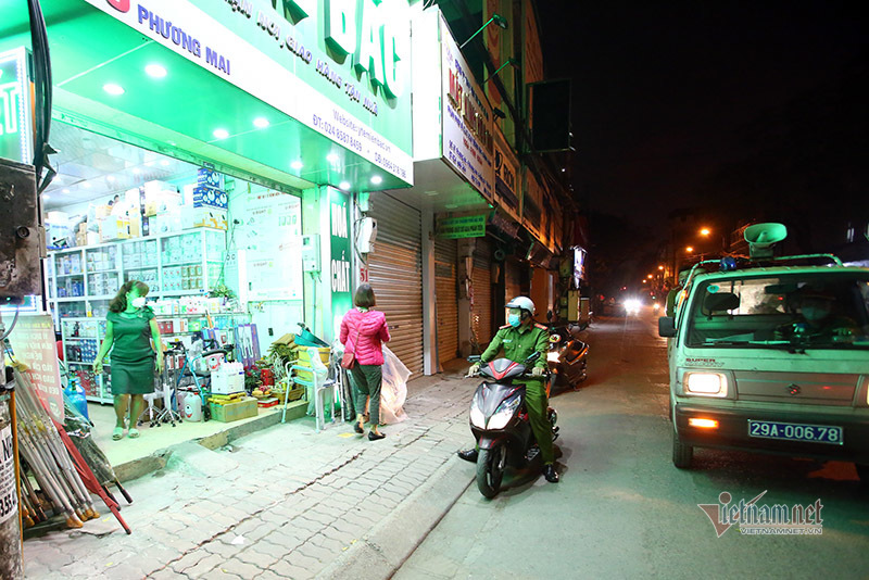 Phố xá 3 miền thời tiền khẩn cấp-8