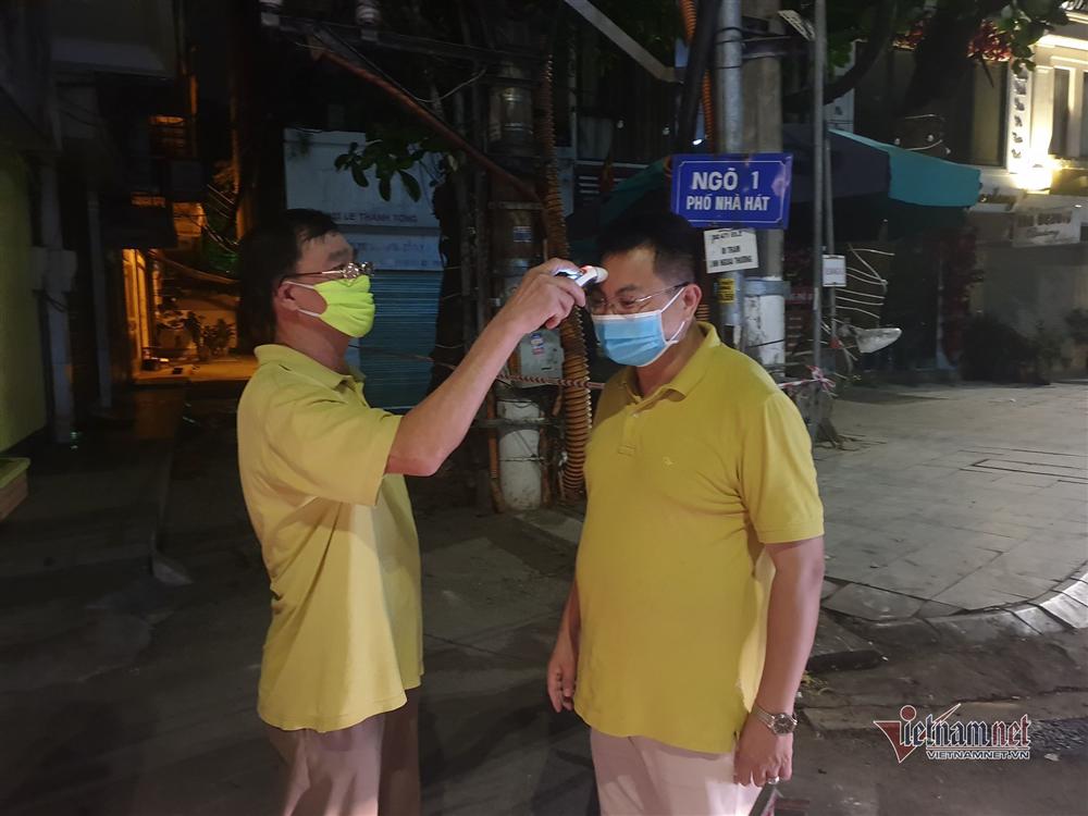 Phố xá 3 miền thời tiền khẩn cấp-33