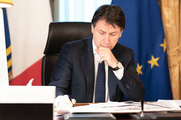 Trong mùa dịch Covid-19, chuyên gia khuyến cáo chị em vì 2 lý do này mà tuyệt đối đừng dùng kính áp tròng-5