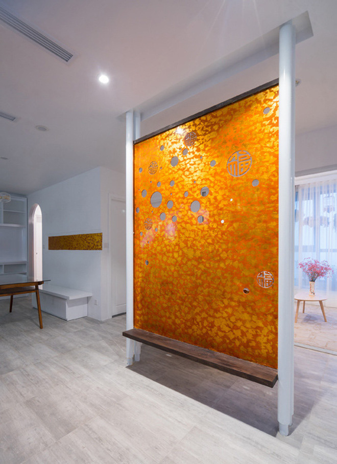 So kè khối tài sản của HH Ngọc Hân và Á hậu Thúy Vân trước khi về nhà chồng: Nhà sang, xế xịn, đồ hiệu nhìn mà hoa mắt!-2