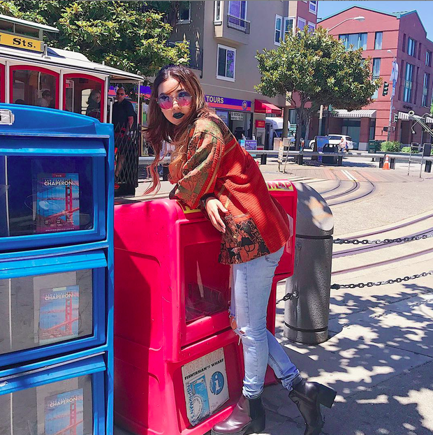 So kè khối tài sản của HH Ngọc Hân và Á hậu Thúy Vân trước khi về nhà chồng: Nhà sang, xế xịn, đồ hiệu nhìn mà hoa mắt!-20