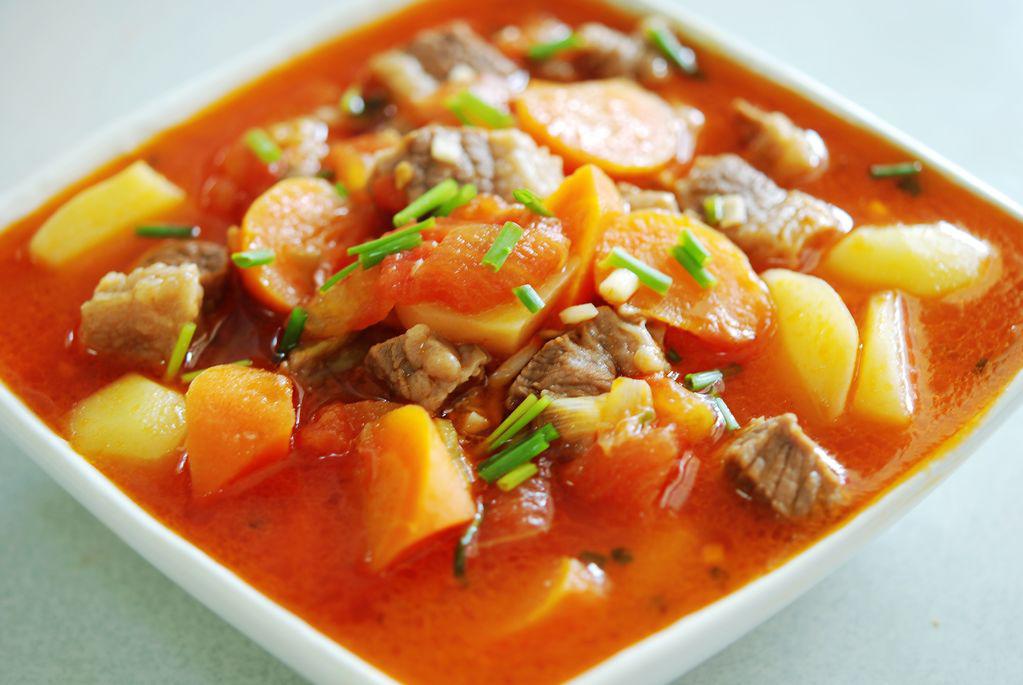 Cuối tuần làm ngay một nồi bò om khoai tây cà chua tuyệt ngon, cơm nấu bao nhiêu cũng hết-4