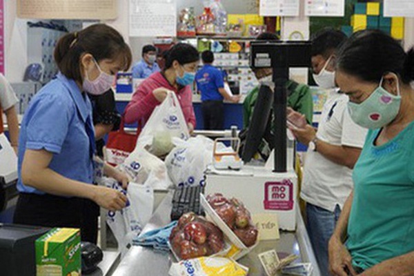 Sau khẩu trang y tế, đến lượt bao cao su có nguy cơ cạn hàng vì COVID-19-2