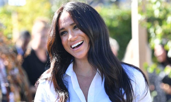 Hoàng gia chính thức lên tiếng về thông tin Nữ hoàng Anh nghi nhiễm Covid-19 và lời nói dối trắng trợn của Meghan Markle với gia đình chồng-2