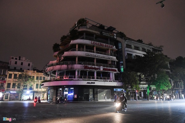 Hà Nội: Phố phường vắng bóng người 60 phút Giờ trái đất-1