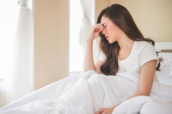 Chồng bị tai nạn hôn mê nhưng thẻ tín dụng vẫn báo trừ tiền liên tục, tôi sững sờ khi biết bí mật, choáng hơn khi gặp mặt người tiêu tiền của chồng