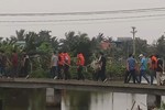 12 giờ giải cứu người phụ nữ bị nam thanh niên nghi ngáo đá khống chế ở Hà Nội-2