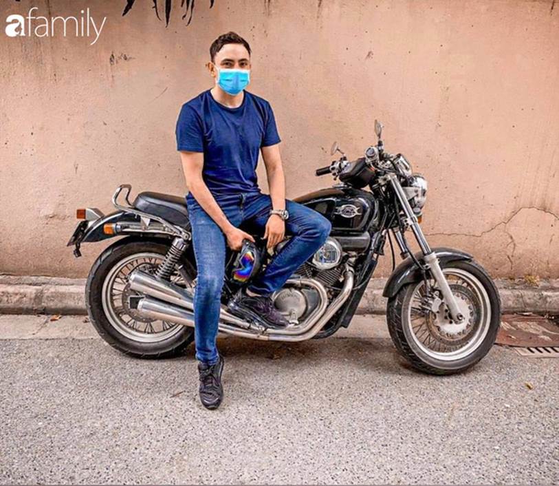 Chàng trai người Anh viết nhật ký cách ly khiến bạn bè quốc tế cám ơn Việt Nam” đã âm tính hoàn toàn với Covid-19, tiết lộ hình ảnh sau khi rời trại và chuỗi ngày bất ngờ nổi tiếng-7