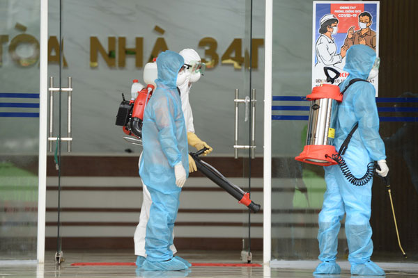 Hà Nội: Bệnh viện Xanh Pôn phong tỏa 1 khoa vì bệnh nhân nhiễm Covid-19 đến thăm con-2