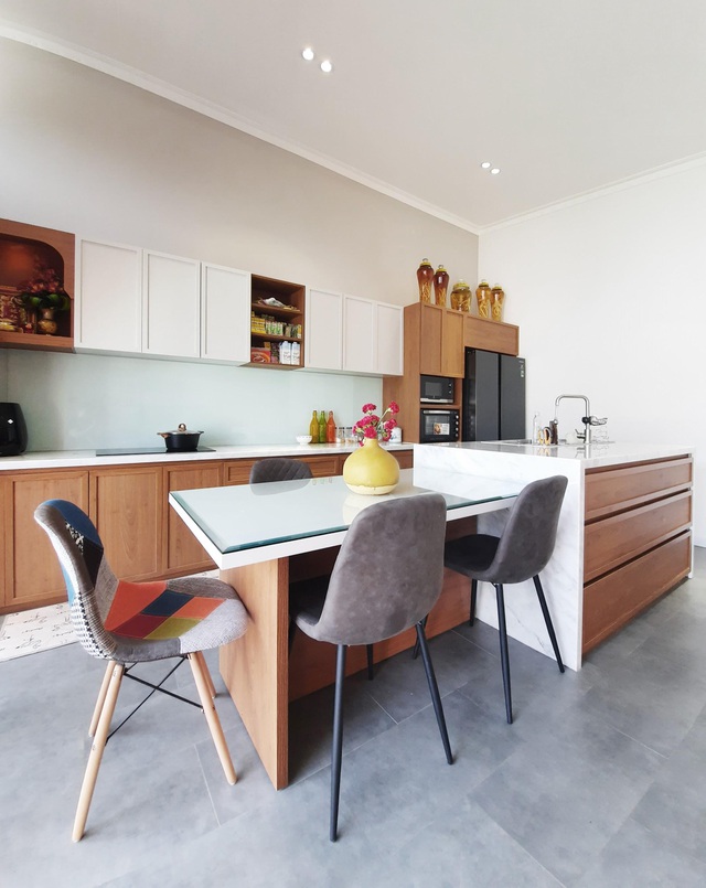 Khó rời mắt với ngôi nhà hình khối độc lạ của cặp vợ chồng ở Đắk Lắk-6