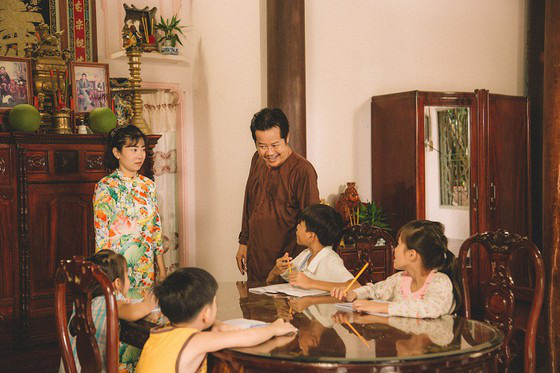 Xót xa thông tin Mai Phương tự lái xe vượt 60km mỗi ngày giữa lúc đang bị bệnh ung thư để quay phim kiếm sống-1