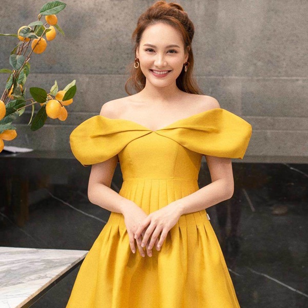 Bảo Thanh đụng đầm ôm gợi cảm với Á hậu Thuỵ Vân, ai cũng cân não” xem body nào đẹp nhất-7