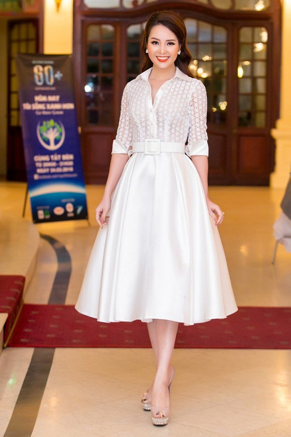 Bảo Thanh đụng đầm ôm gợi cảm với Á hậu Thuỵ Vân, ai cũng cân não” xem body nào đẹp nhất-14