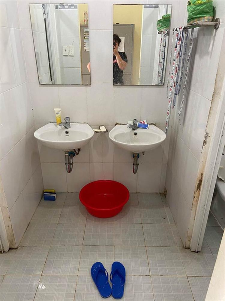 Dọn dẹp khu cách ly KTX sạch sẽ đâu ra đấy, nữ du học sinh được thả tim rần rần vì thái độ sống siêu dễ thương-6