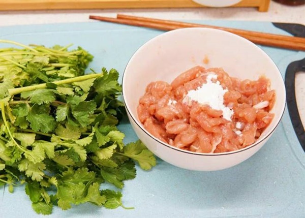 Thịt xào ở quán ăn rất mềm còn làm ở nhà lại dai cứng, đầu bếp mách mẹo-5