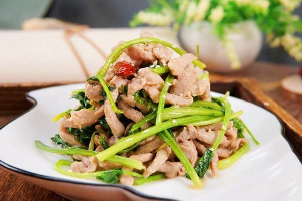 Tender and delicious stir-fried pork at restaurants but tough at home, chefs give advice-7