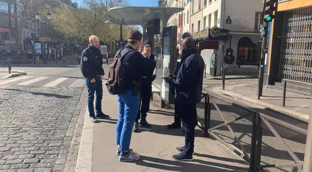 Nhật ký những ngày Paris bị phong tỏa của nhà báo Mỹ Linh-1