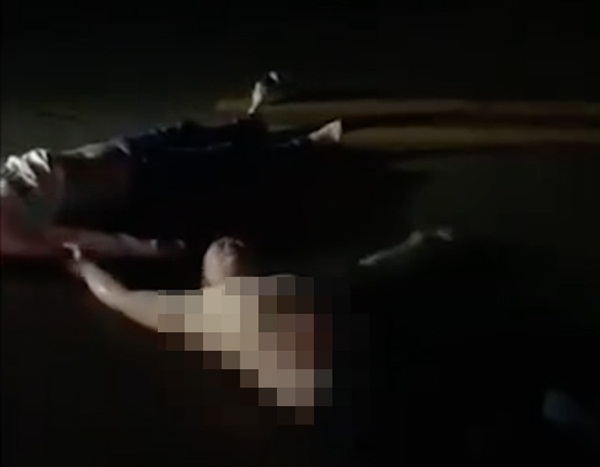 Tài xế tông người đi bộ bất tỉnh, hành động ngay sau khi gây ra tai nạn mới thu hút sự chú ý của mọi người-4