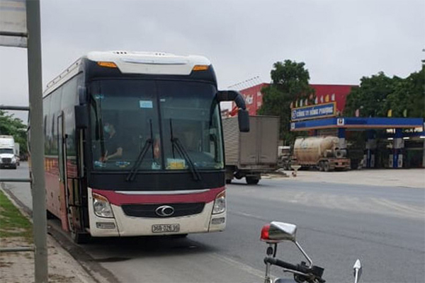 Hơn 20 người tại Ninh Bình tiếp xúc gần với bệnh nhân COVID- 19 người Thuỵ Điển-2