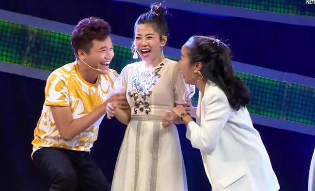 Rơi nước mắt với hình ảnh Trường Giang bịt micro nhắc đáp án, giúp Mai Phương nhận thưởng 80 triệu trước khi mất-4