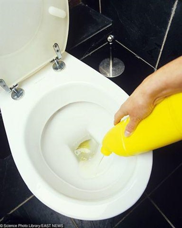 8 vật dụng quen thuộc trong gia đình có thể biến thành độc hại nếu sử dụng không đúng cách-8