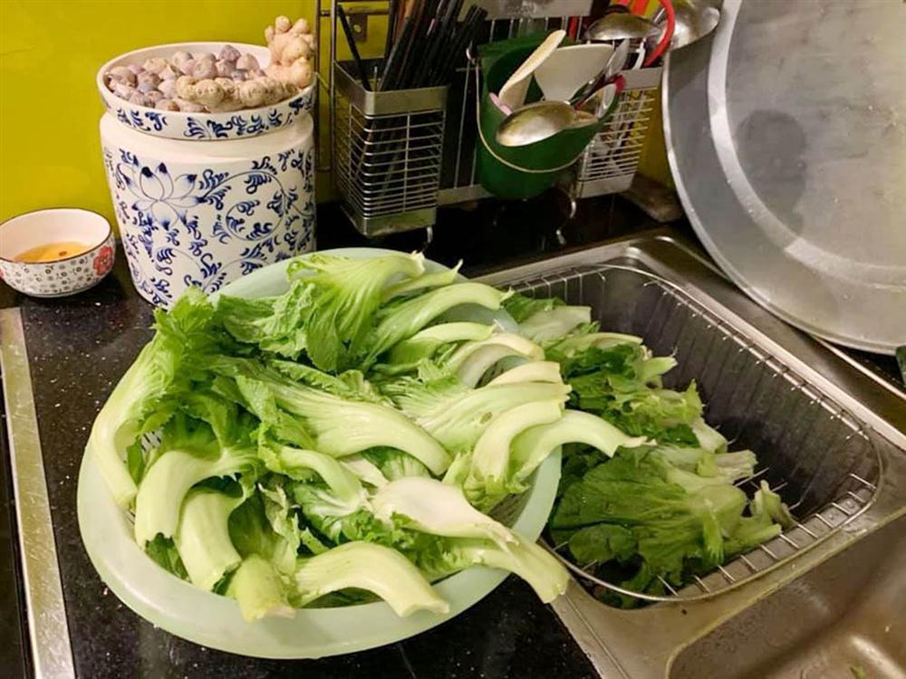 Ở nhà mùa dịch: Vợ bất ngờ với bí mật chồng chưa bao giờ thể hiện-4