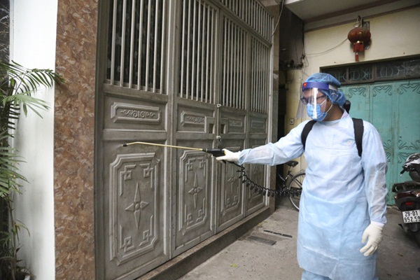 Nỗi lòng của những bệnh nhân phải vào viện Bạch Mai chạy thận: Ngày vào viện, tối về nằm lo...-8