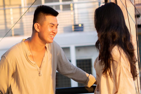 Xôn xao hình ảnh anh bộ đội mua băng vệ sinh cho chị em trong khu cách ly khiến dân mạng thích thú-2