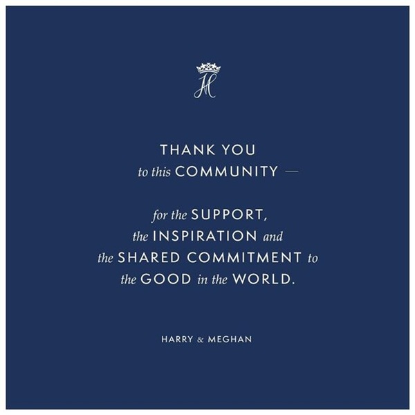 Vợ chồng Meghan Markle nói lời chào tạm biệt trước khi chính thức rời khỏi hoàng gia nhưng lại có hành động gây khó hiểu-1