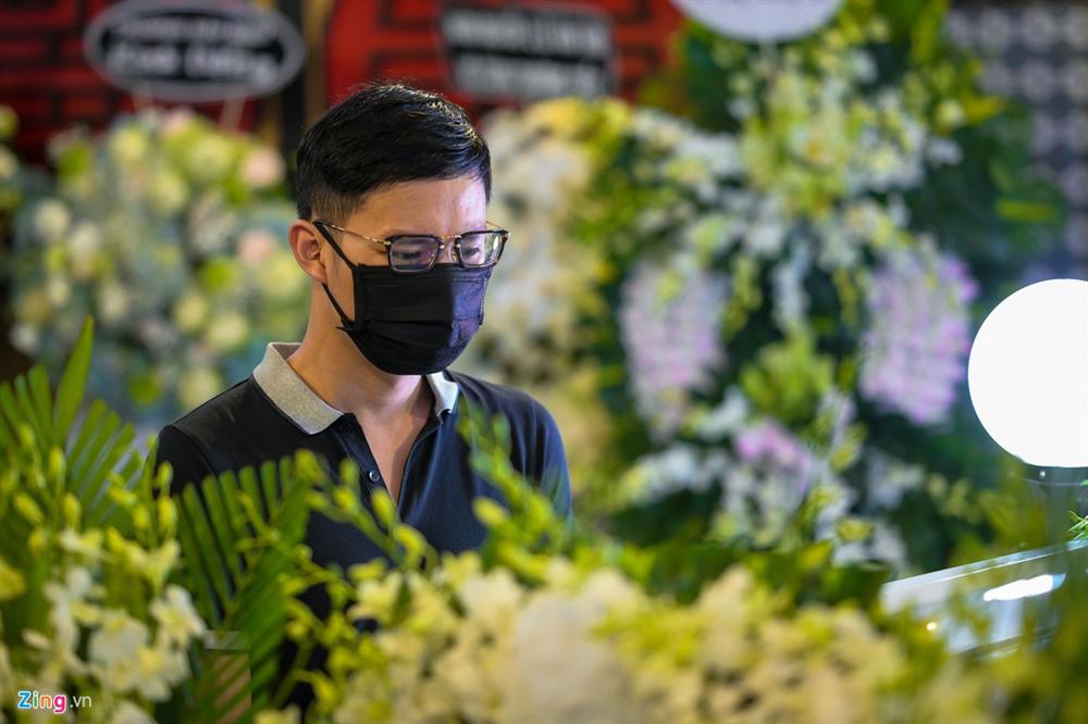 Lễ tang không tiếng kèn trống của Mai Phương-7