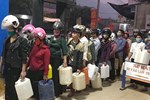 Hà Nội: Không bán xăng dầu cho người mua bằng can để tích trữ-2