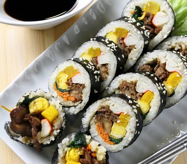 Nhanh gọn,&nbsp;dễ làm với món cuốn thanh mát, cả nhà ăn mãi không chán-5