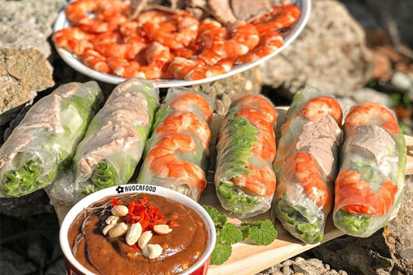 Quên gừng hay rượu đi, hấp tôm cho thứ này vào đảm bảo không tanh, ngọt thơm vô đối-4