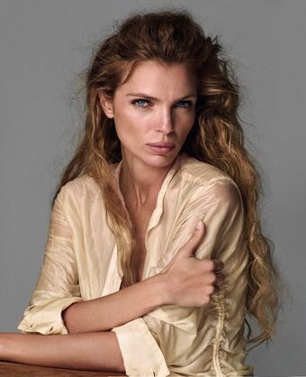 Người đàn ông quyến rũ nhất và những vết rạn trên biểu tượng toàn bích-15