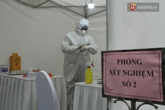 3 mẫu bệnh phẩm nghi nhiễm Covid-19 qua test nhanh ở Hà Nội cho kết quả âm tính