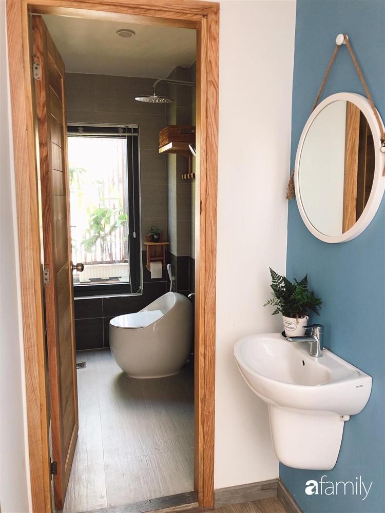 Nhà cấp 4 với diện tích 35m² được cải tạo thành không gian sống hiện đại với ánh sáng ngập tràn ở Vũng Tàu-35