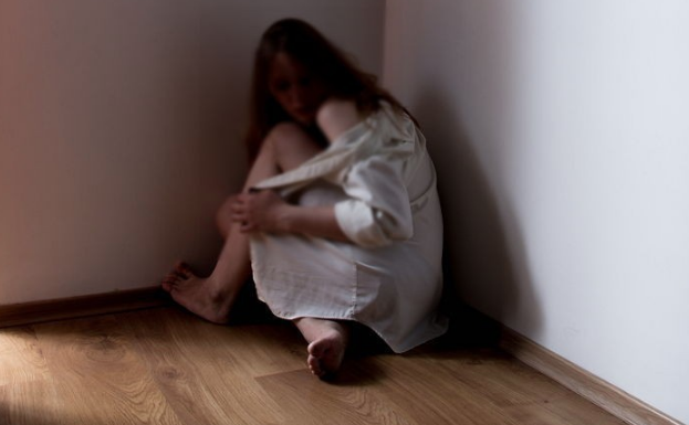 Nữ sinh trung học bị bạn cùng trường xâm hại tình dục tập thể, đáng phẫn nộ hơn là hành vi của nghi phạm trước khi làm nhục nạn nhân-3